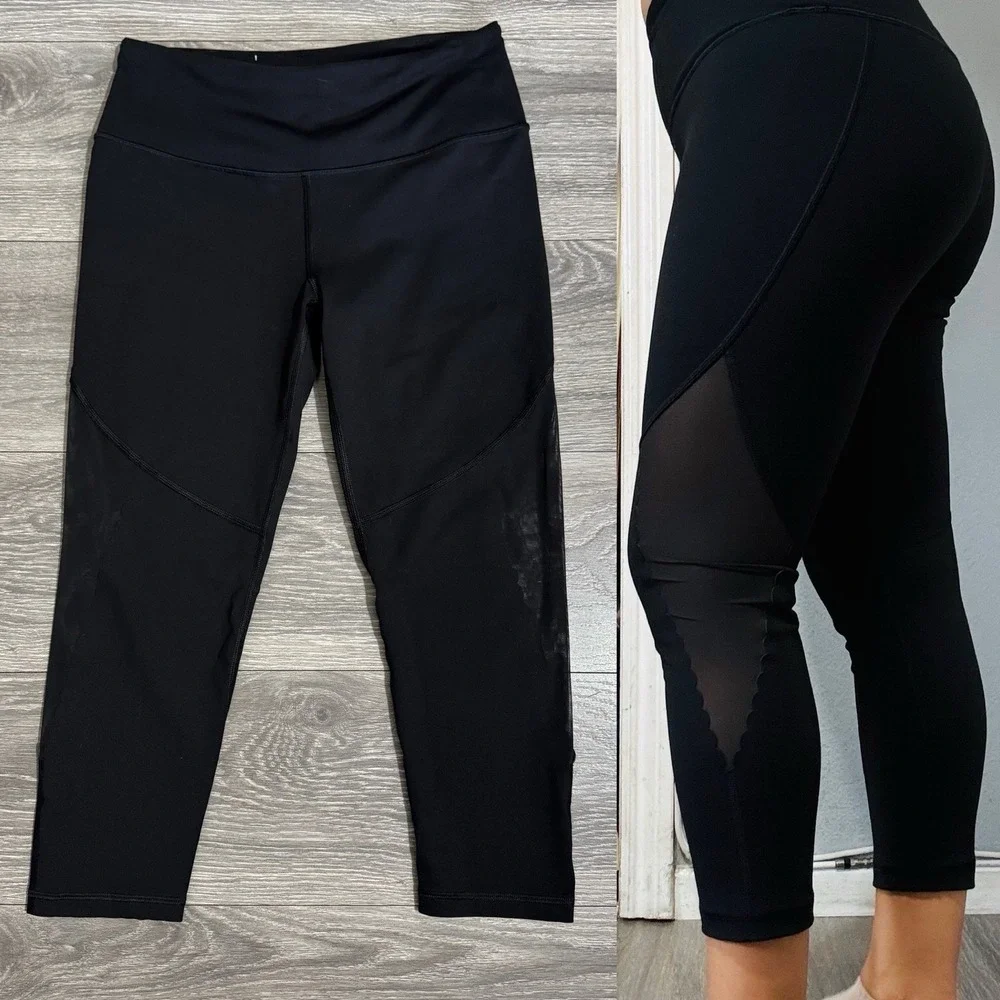 Victoria Sport Knockout By Victoria's Secret Black‎ Mesh Capri  Leggings Size M